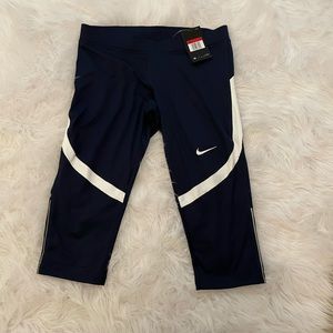Nike workout crops / capris